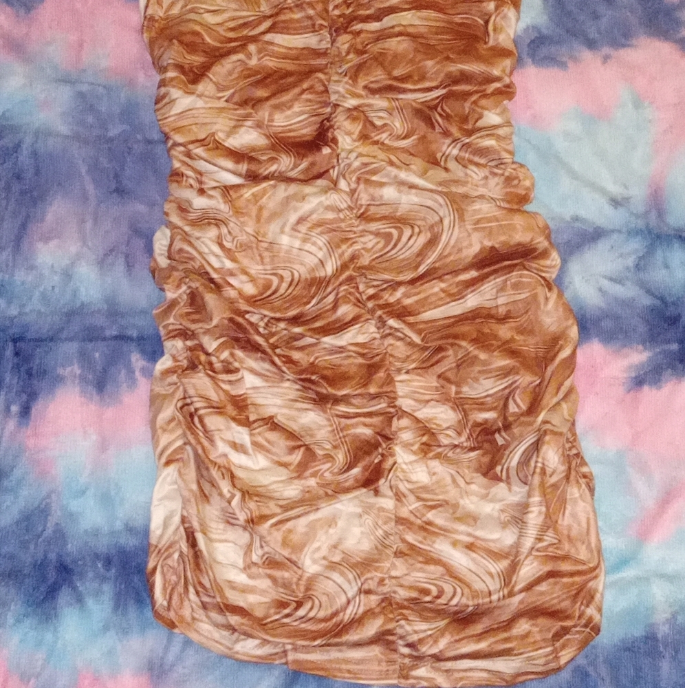 Dress - Picture 2 of 2